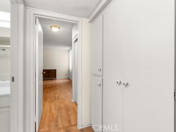 421 S LaFayette 214, Los Angeles CA 90057