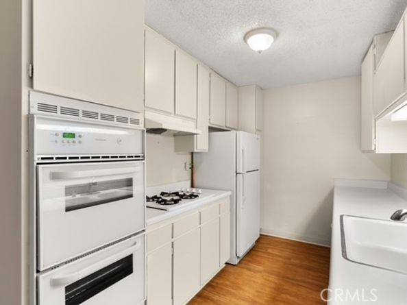 421 S LaFayette 214, Los Angeles CA 90057