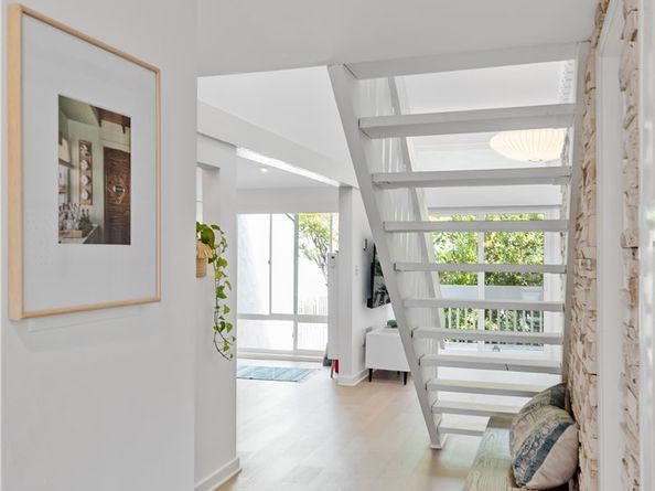 830 Camino Real 201, Redondo Beach CA 90277