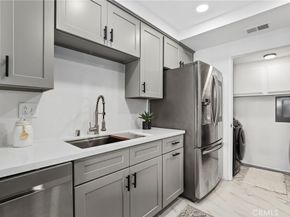 3520 Maricopa Street 5, Torrance CA 90503