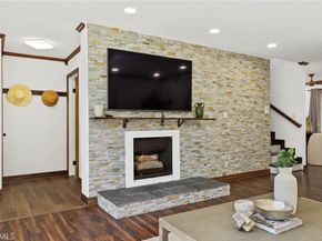 3520 Maricopa Street 5, Torrance CA 90503