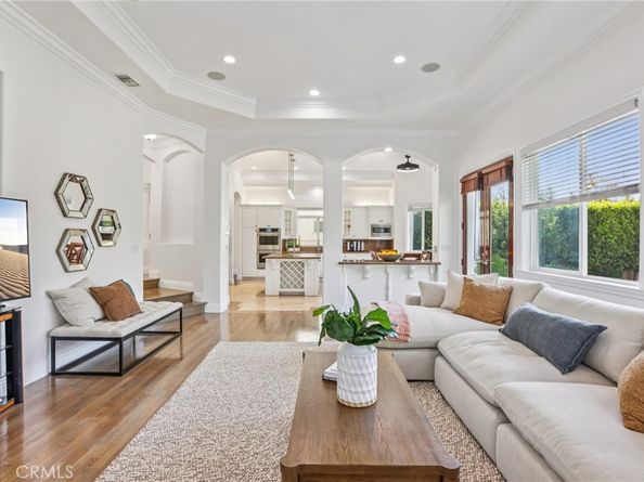 1043 9th Street, Manhattan Beach CA 90266