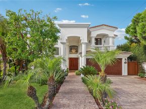 1043 9th Street, Manhattan Beach CA 90266