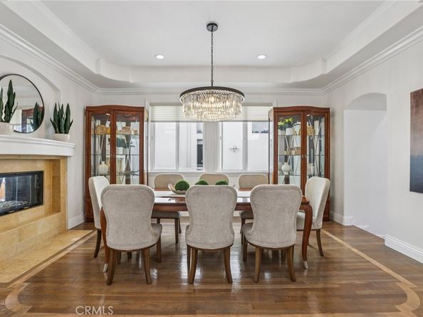 1043 9th Street, Manhattan Beach CA 90266