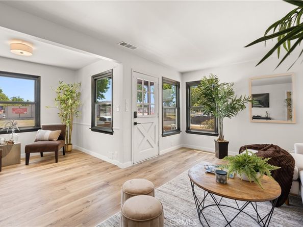 8353 Dunbarton Avenue, Los Angeles CA 90045