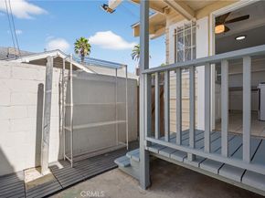 521 Olive Avenue, Long Beach CA 90802