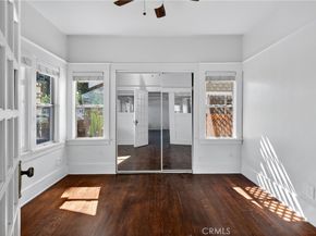 521 Olive Avenue, Long Beach CA 90802