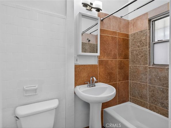 521 Olive Avenue, Long Beach CA 90802