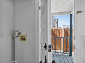 521 Olive Avenue, Long Beach CA 90802