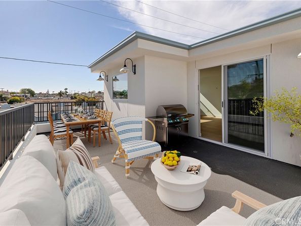 1708 Blossom Lane, Redondo Beach CA 90278