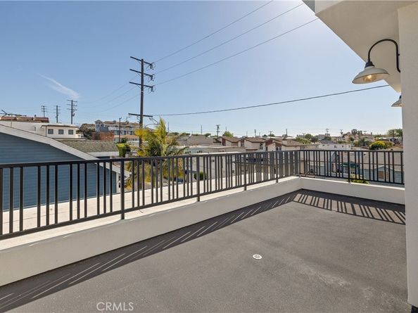 1708 Blossom Lane, Redondo Beach CA 90278