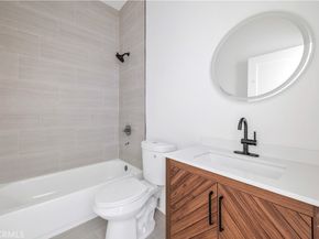 10905 Dalerose Avenue, Inglewood CA 90304