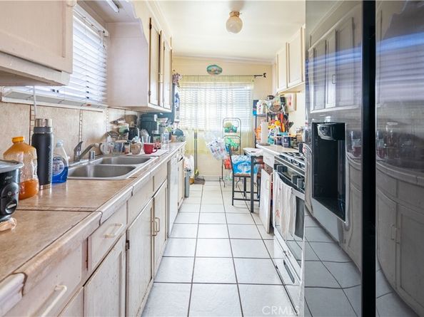 4487 W 131st Street, Hawthorne CA 90250