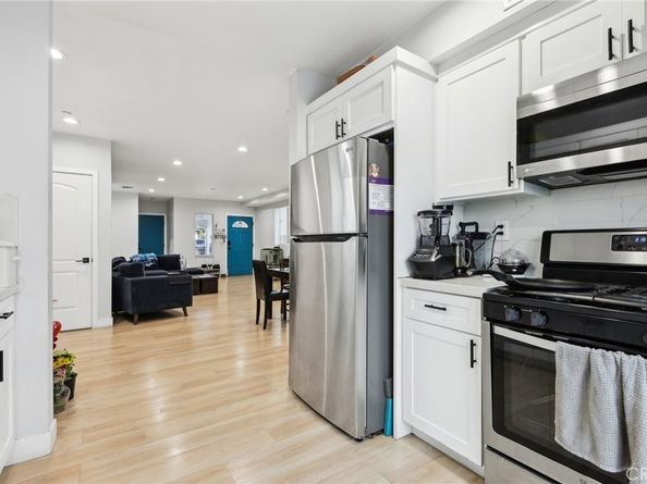 2806 Cudahy Street, Huntington Park CA 90255