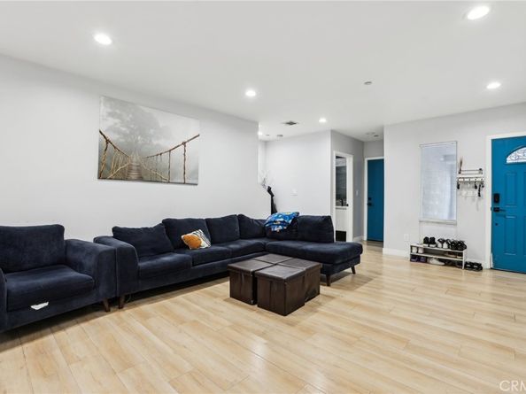 2806 Cudahy Street, Huntington Park CA 90255