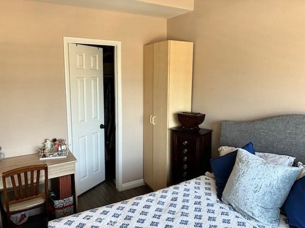 2249 Montrose Avenue 7, Montrose CA 91020