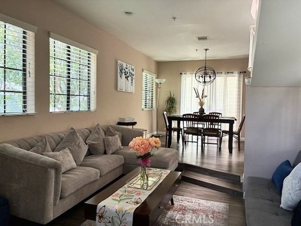 2249 Montrose Avenue 7, Montrose CA 91020