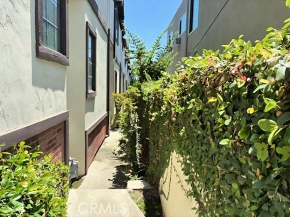 2249 Montrose Avenue 7, Montrose CA 91020