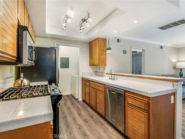 25216 Tanoak Lane, Lake Forest CA 92630