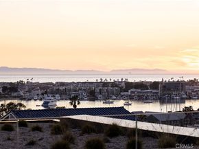 2304 Cliff, Newport Beach CA 92663