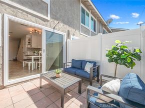 17653 Brittany Lane 91, Huntington Beach CA 92647