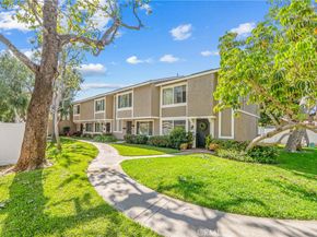 17653 Brittany Lane 91, Huntington Beach CA 92647