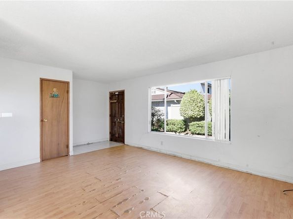 8225 Foxhall Drive, Huntington Beach CA 92646