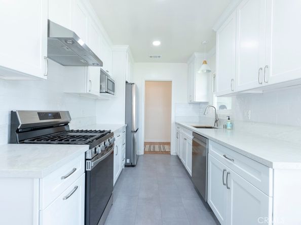 3128 Fidler, Long Beach CA 90808