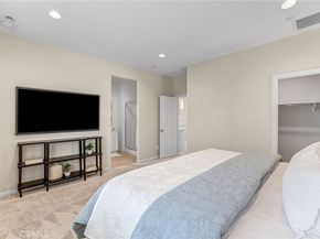 925 E 3rd, Santa Ana CA 92701