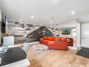 5522 Mossvale Circle, Huntington Beach CA 92649
