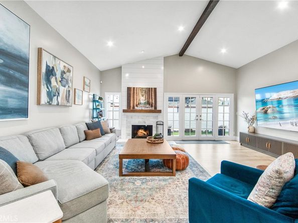 5522 Mossvale Circle, Huntington Beach CA 92649