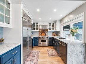 5522 Mossvale Circle, Huntington Beach CA 92649