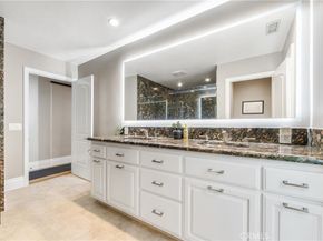 5522 Mossvale Circle, Huntington Beach CA 92649