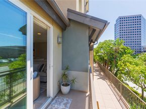 81 Waldorf, Irvine CA 92612