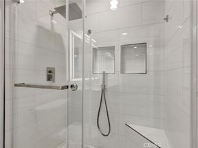 93 Streamwood, Irvine CA 92620