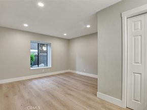 93 Streamwood, Irvine CA 92620