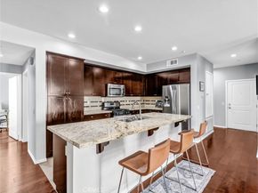 12922 Union 302, Hawthorne CA 90250