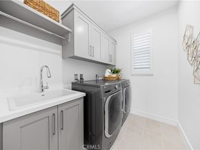 106 Albero, Irvine CA 92602