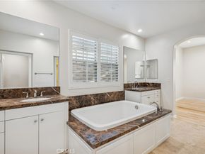 22 Ridge Valley, Irvine CA 92618