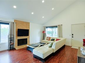 12 Silverwood 19, Irvine CA 92604