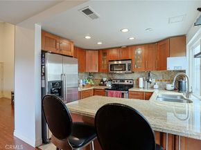12 Silverwood 19, Irvine CA 92604