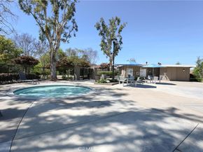 12 Silverwood 19, Irvine CA 92604