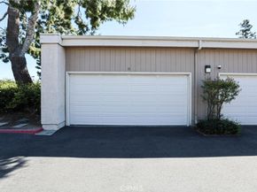 12 Silverwood 19, Irvine CA 92604