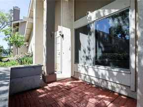 12 Silverwood 19, Irvine CA 92604