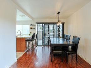 12 Silverwood 19, Irvine CA 92604