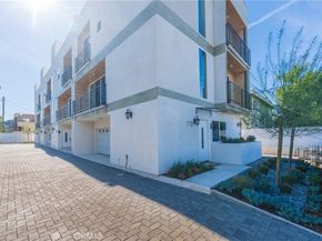 712 N Chestnut Ave, Los Angeles CA 90042