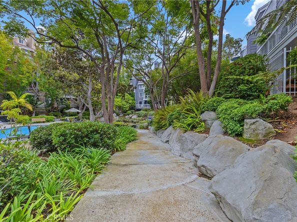 20331 Bluffside Circle 303, Huntington Beach CA 92646