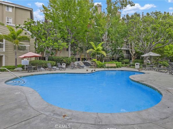 20331 Bluffside Circle 303, Huntington Beach CA 92646
