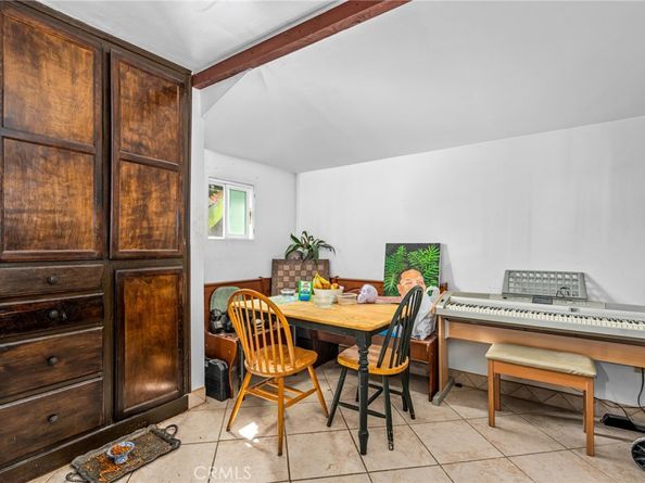 2250 Duane, Los Angeles CA 90039