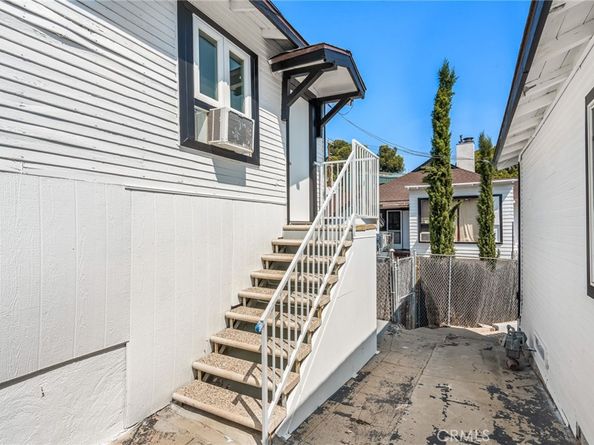 2250 Duane, Los Angeles CA 90039